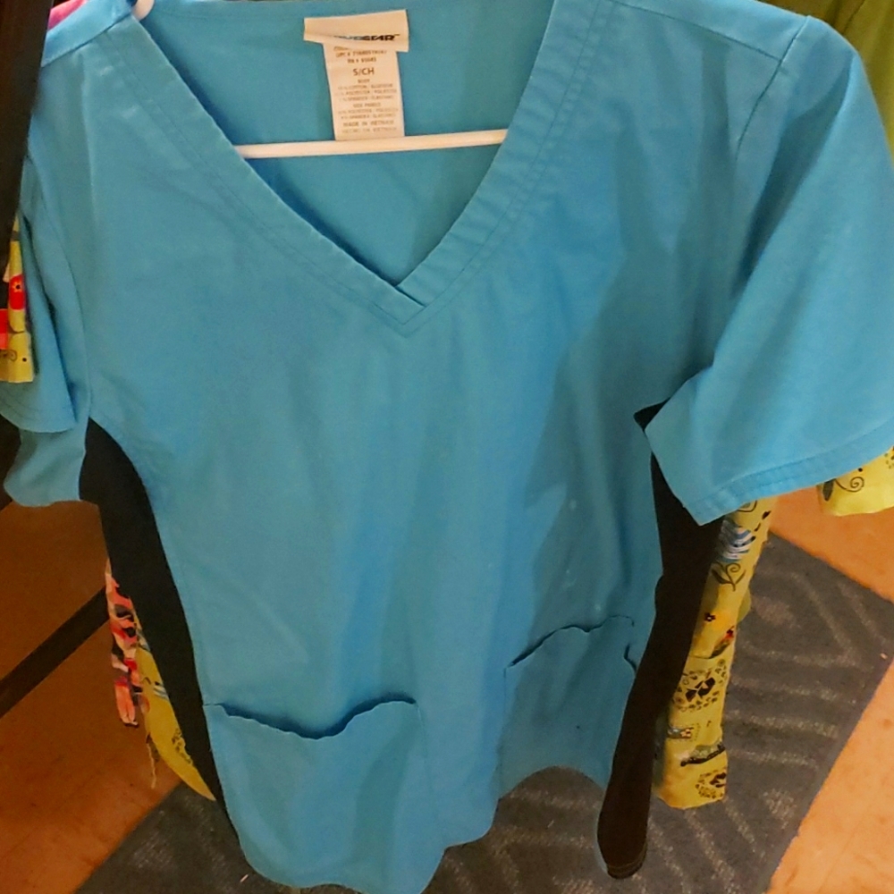 Scrub star size small women's Scrub shirt